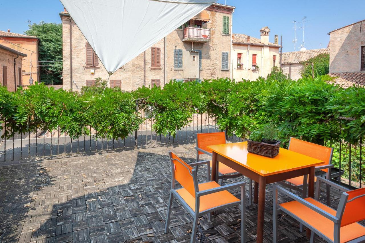 Ferrara Casa Dell'Archivolto Con Garage Apartman Kültér fotó