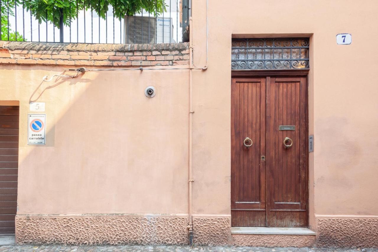 Ferrara Casa Dell'Archivolto Con Garage Apartman Kültér fotó